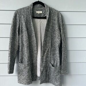 ☀️BOGO Item Peach Love California Grey Black and White Open Front Shacket☀️